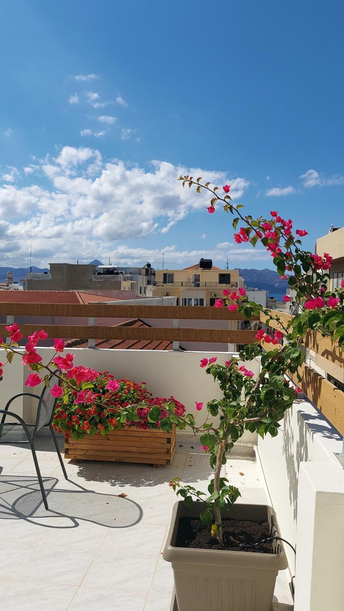 The Blue Apartment In The Heart Of Heraklion Exterior foto