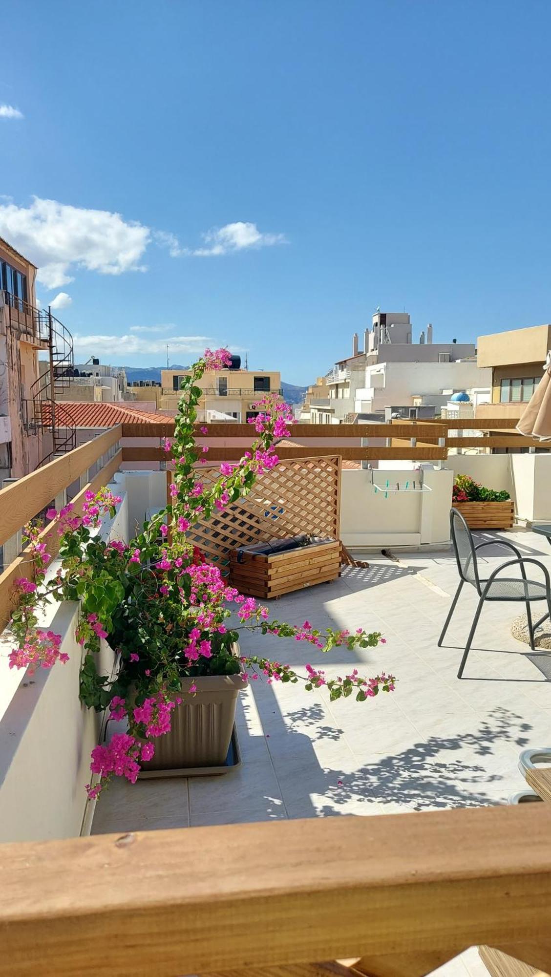 The Blue Apartment In The Heart Of Heraklion Exterior foto